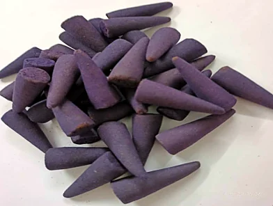 Shree Aroma Fruit Tone dhoop cones in violet